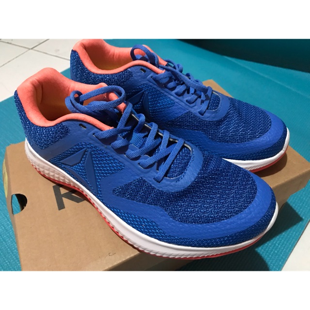 REEBOK RUNNING SHOES ASTRORIDE