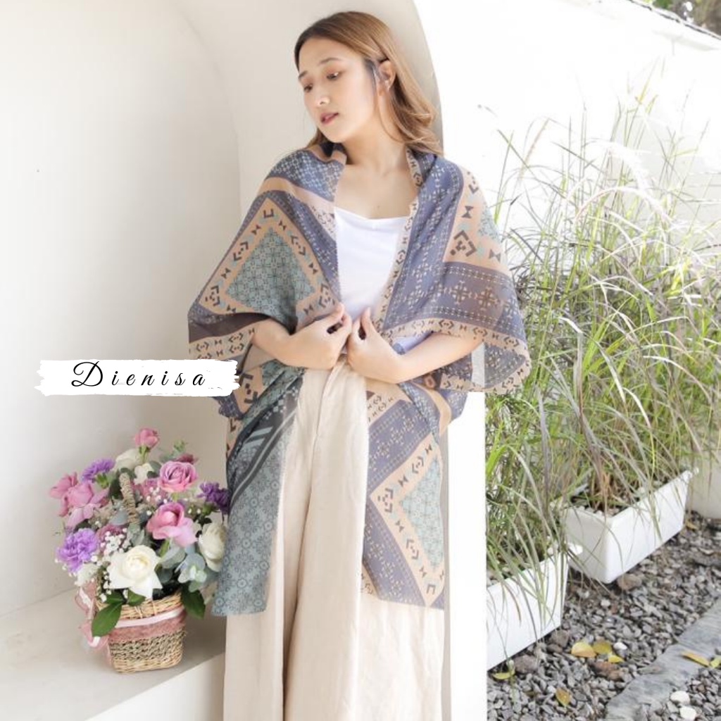 Kiyumi Kimono Long Outer Scraft Lasercut Oversize Motif Batik Kekinian Bahan Voal Premium Cardigan Batwing Etnik OOTD Hijab Terbaru-NAVY