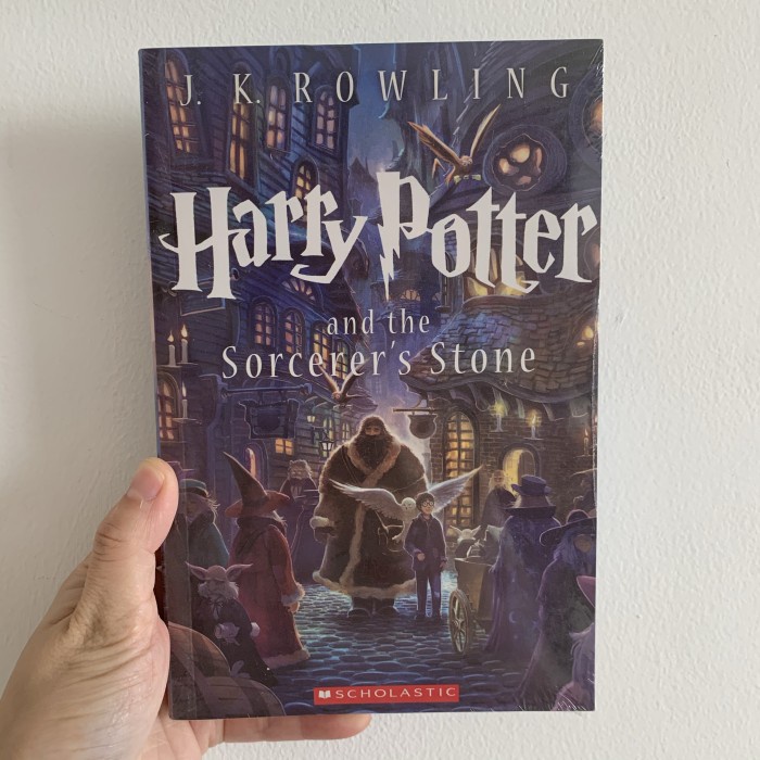 

HOT SALE!!! HARRY POTTER ANIVERSERY EDITION ENGLISH TERLARIS