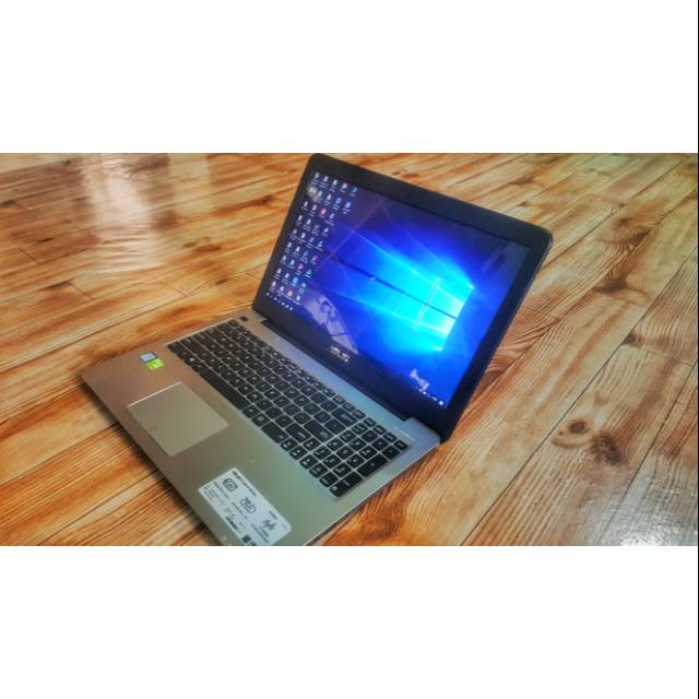 Asus A556UB i7 skylake Segel utuh thun 2017 second