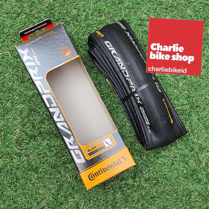 Ban Luar Continental Grand Prix 700X25