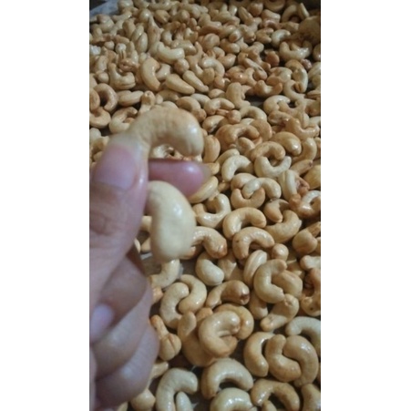 

kacang Mede mete super jumbo goreng rasa asin bawang asli Wonogiri