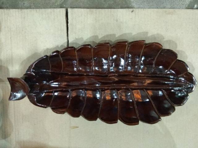 TEMPAT BUAH BENTUK DAUN PANJANG MELENGKUNG BAHAN KAYU JATI 38x19x10 cm - DEKORASI RUMAH MURAH