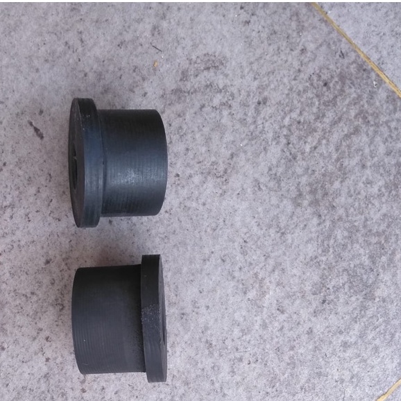 Karet Bosper Bushing per Depan  dan Belakang Suzuki Futura busing bahan dari BAN berserat kuat elastis