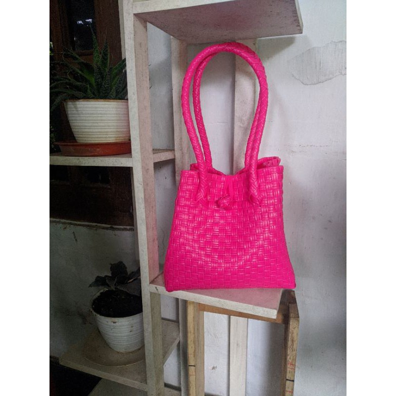 Tas Anyaman Plastik Pink /fanta / fuschia PREMIUM