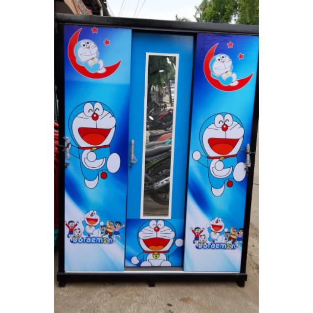 Lemari Pakaian Doraemon