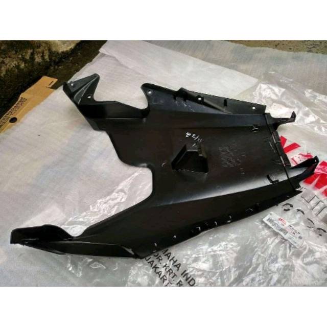 DEK BORDES BAWAH NMAX ASLI YAMAHA