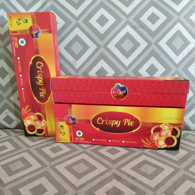 

Makanan ringan crispy pie oleh-oleh Banyuwangi