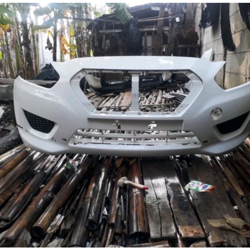 Bumper bemper Datsun Go Depan