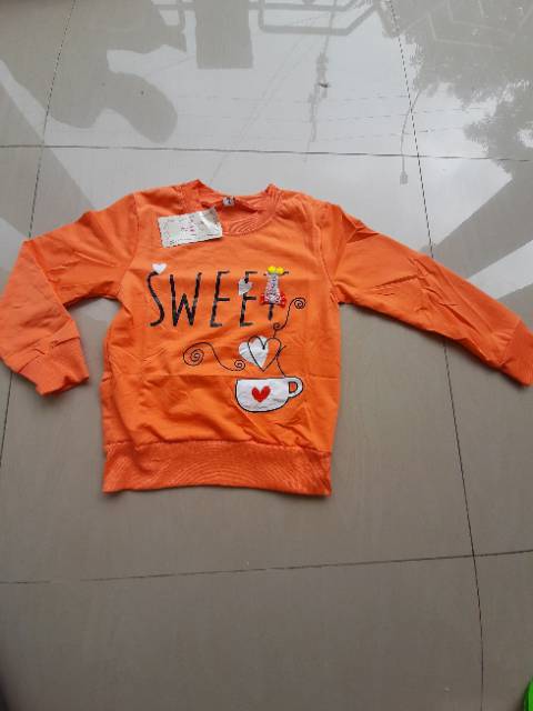 Sweater import anak usia 3th sampai 8th