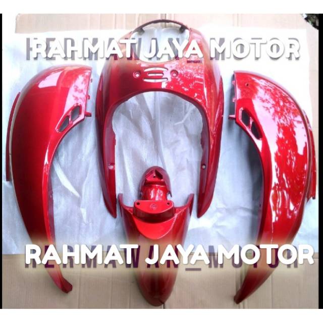 Cover bodi scoopy karbu