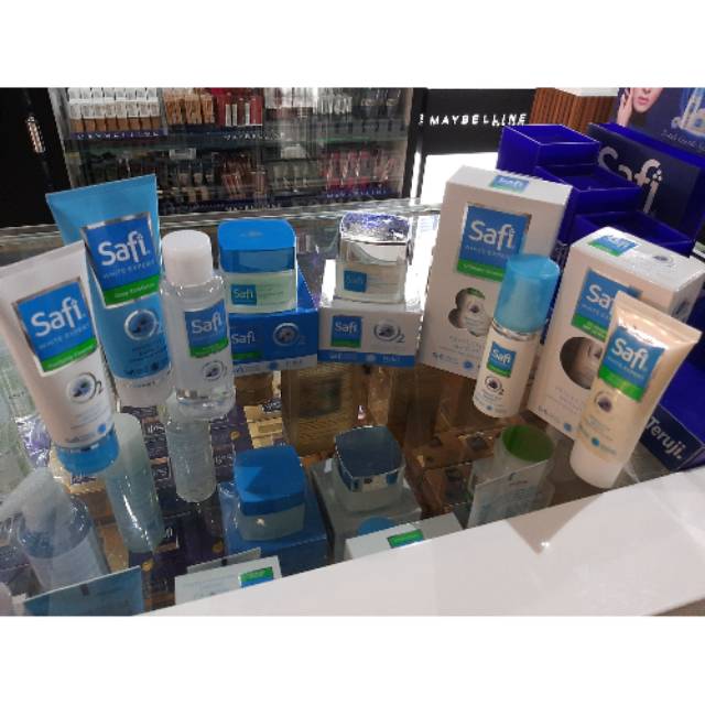 Paket Isi 7 Safi White Expert Daily Skincare