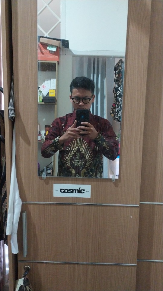 Kemeja Batik Pria Slim Fit Lengan Panjang Colindion Cbl1104
