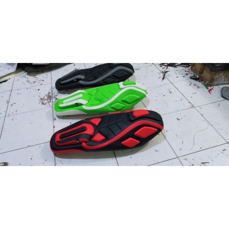 COVER JOK N MAX-PCX-AEROX-LEXI-VARIO-BEAT FI BAHAN FUL KULIT MBTECH