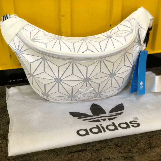 Waist Bag Adidas - Issey Miyake - Tas Selempang Pria dan Wanita