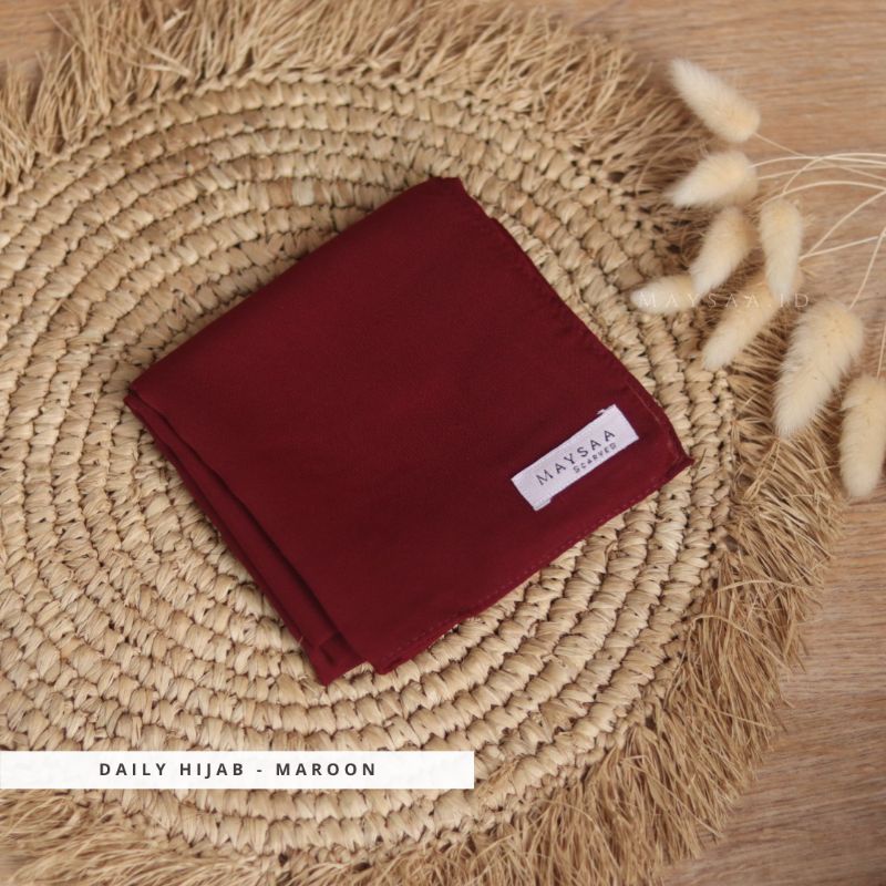 Katalog DAILY HIJAB SQUARE/ POLYCOTTON /Bella square-Maroon