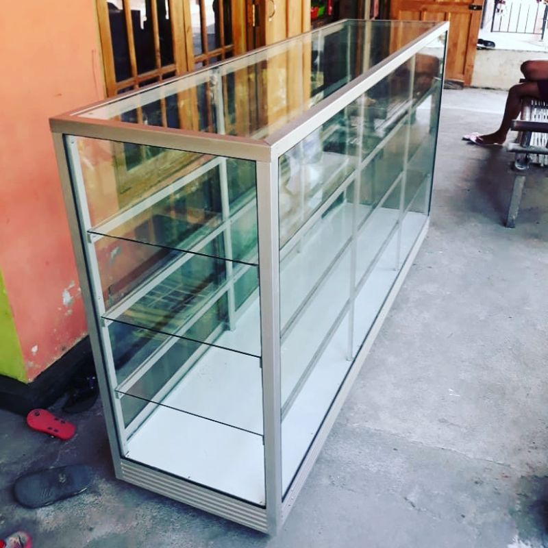 JOGJA & SEKITARNYA. etalase toko etalase kaca etalase apotek salon rumah sakit klinik