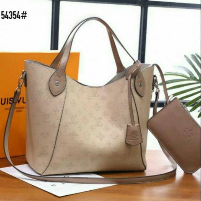 Tas Import Wanita Tote bag
Louis Vuitton Hina Mahina