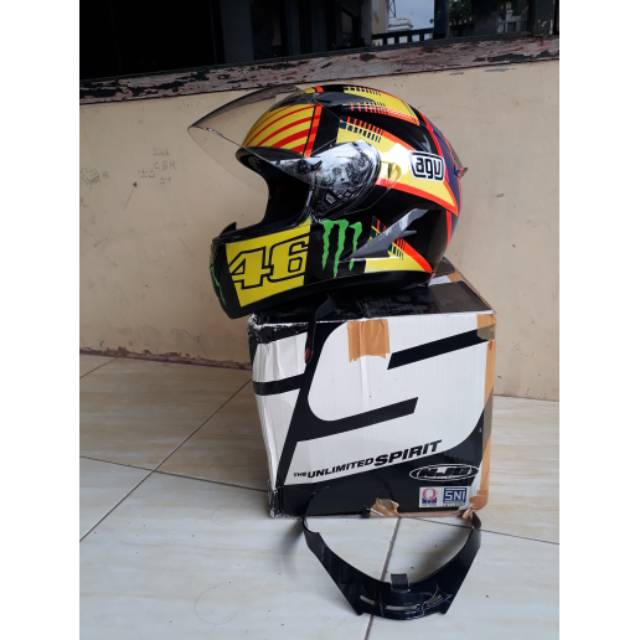 Helm KYT vendetta2 repaint soleluna agv