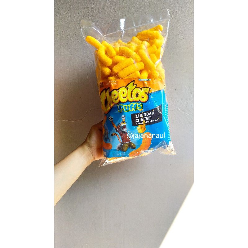 

Cheetos puffs Rasa Keju Cheddar 250gr