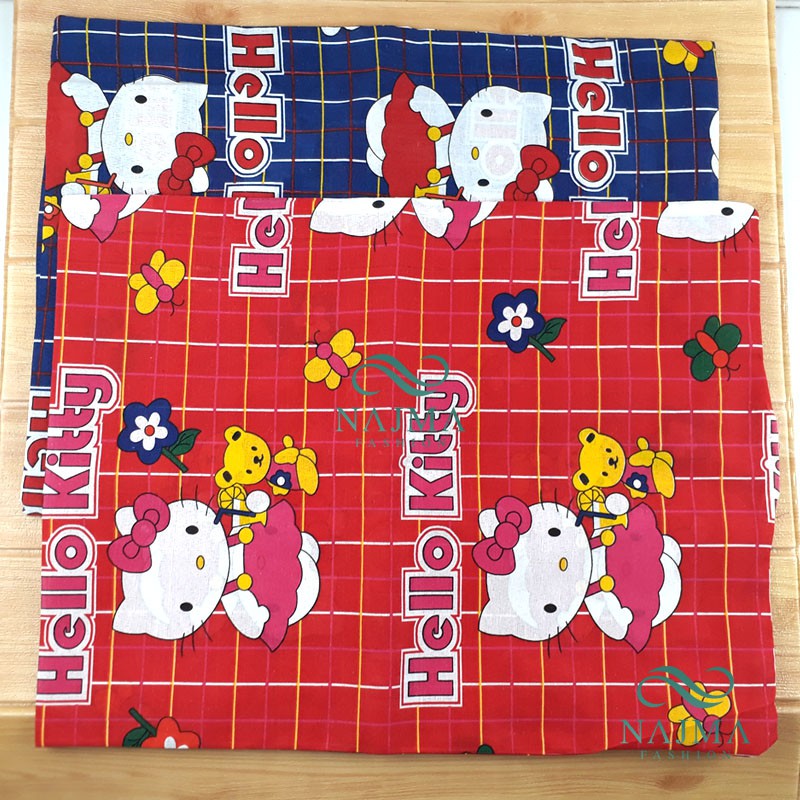 N180-Urung Bantal Motif Dan Urung Guling Motif Hello Kitty