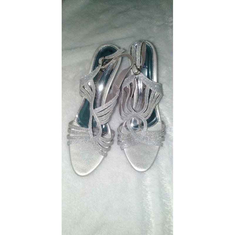 Preloved Sepatu Fladeo