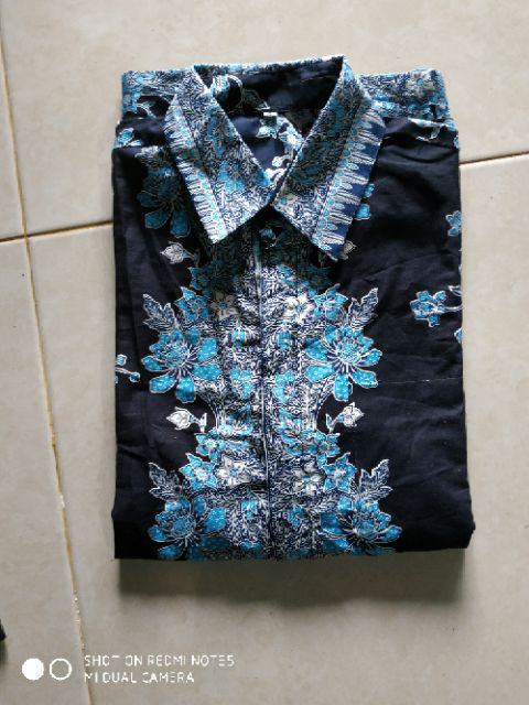 Kemeja Batik Sakura