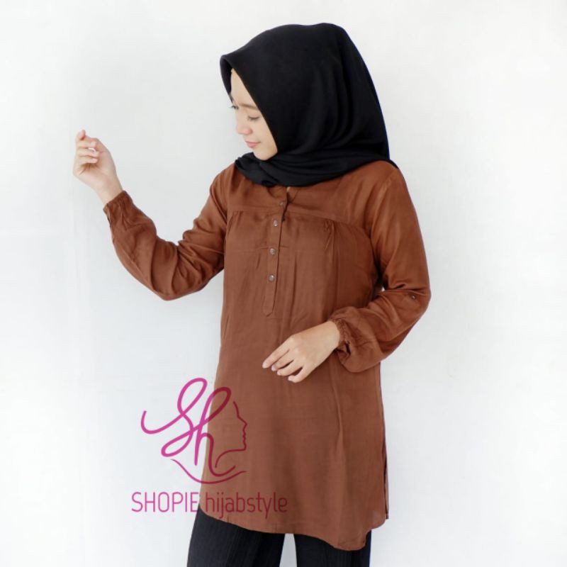Blus Polos Millo - Blouse Polos Rayon - Coklat Muda - Blus Adem - Fathin Basic - SHOPIE Hijabstyle-1