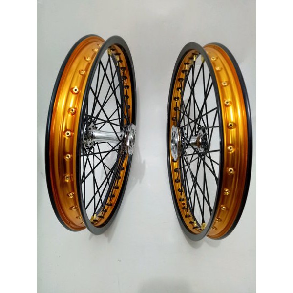 velg sepaket tdr  ring 17 tromol becak jari jari cakram depan belakang motor cb cb new jupiter mx