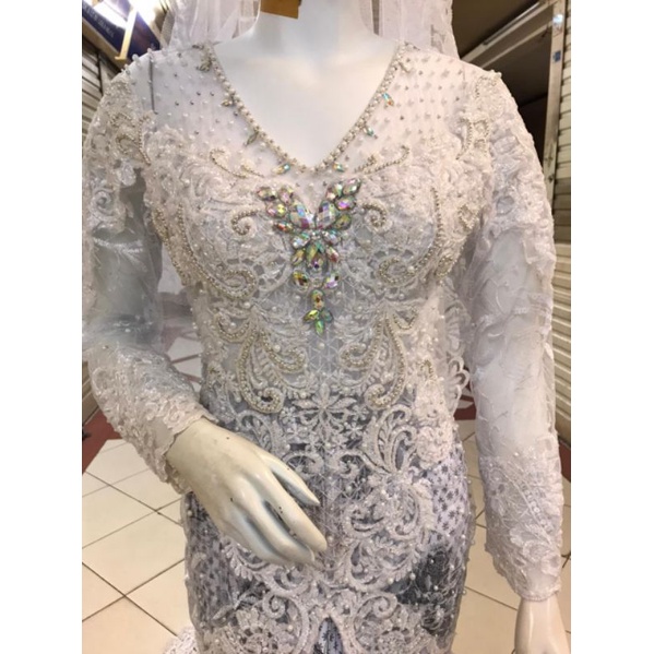 Kebaya Akad, Warna Putih Bersih , Ekor Panjang, Full Payet, ( Kebaya Saja )