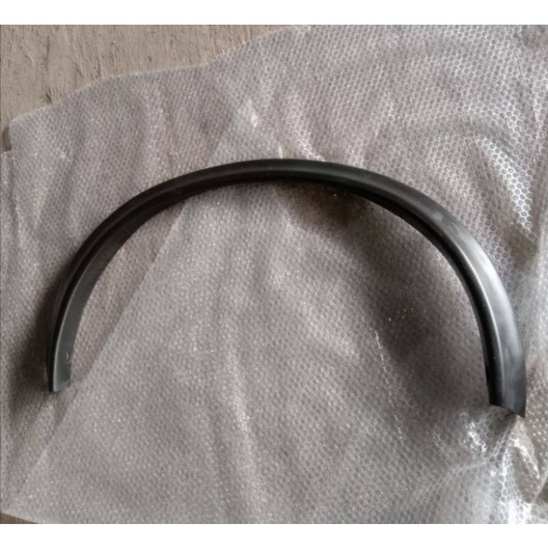 over fender nissan juke  belakang original