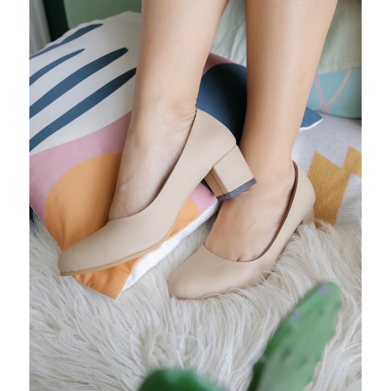 BRAVEY HEELS - Sepatu wanita / Heels wanita