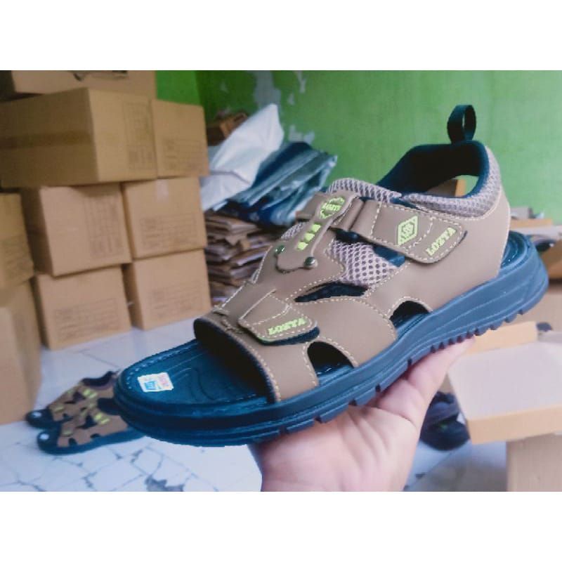 Sandal gunung original by Lozta Sandal pria keren no 1