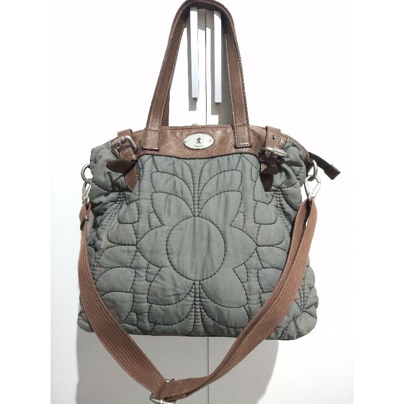 Fossil Keyper Quilted Large Grey Sling Bag