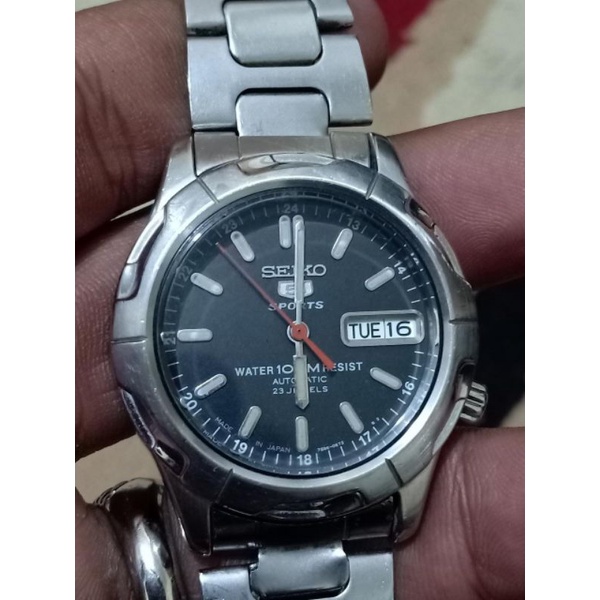 Seiko5 Sports cal 7s36