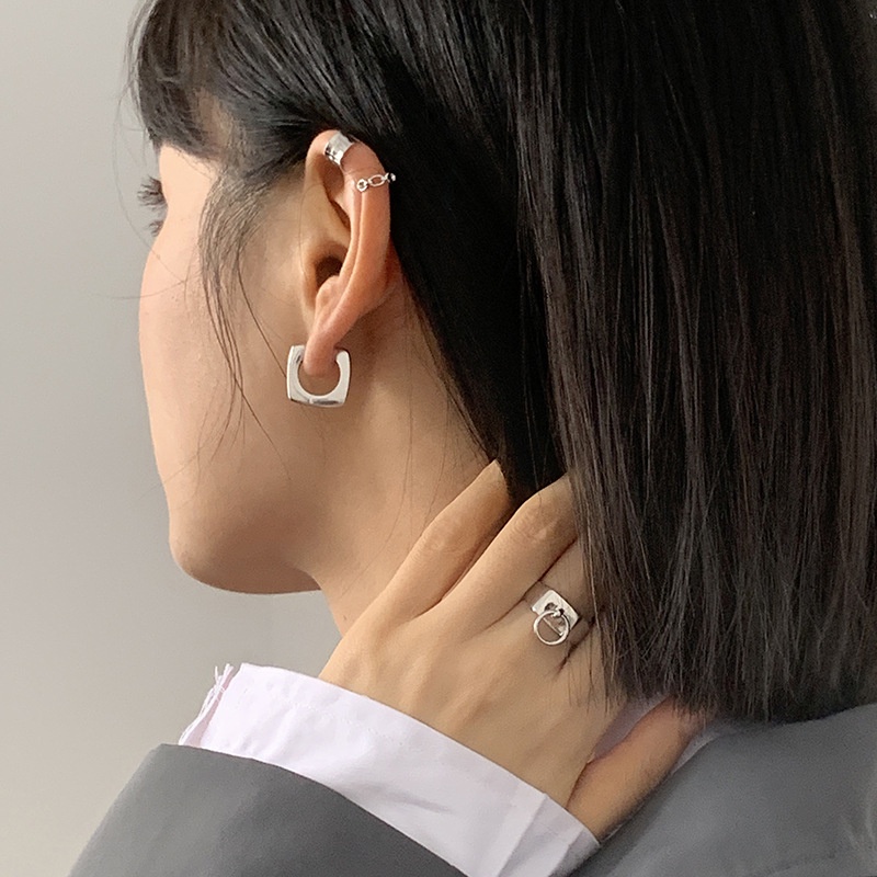 Anting Bentuk Persegi Geometris Gaya Retro