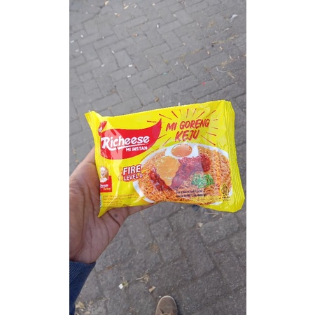 

Mie Richeese Mi Goreng Keju