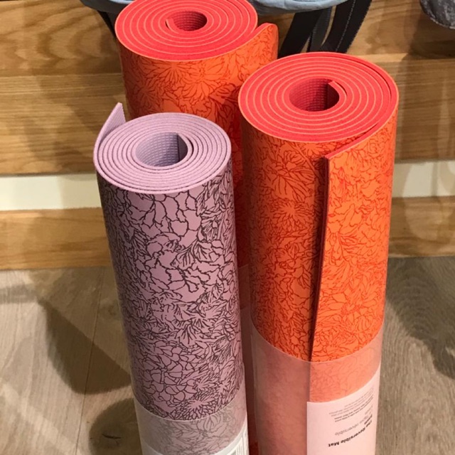 lulu yoga mat holder wells