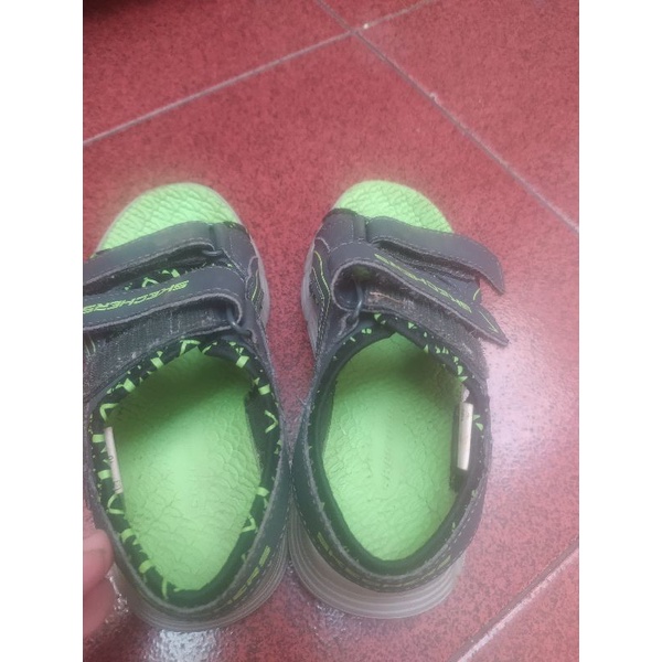 sepatu sandal skechers ori