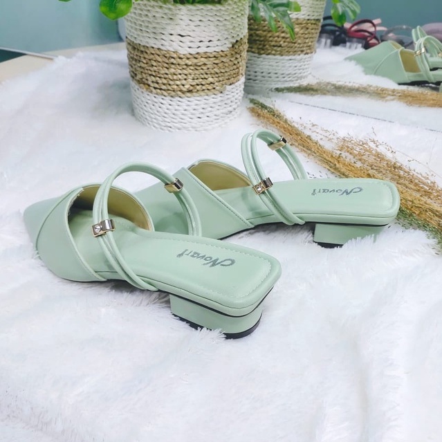 Sandal Wanita Hak Tahu 3cm Novari B02