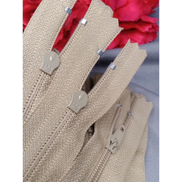 Diobral Resleting Celana Kain YKK