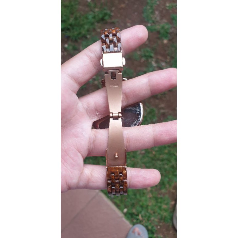 Fossil jengkol burlwood