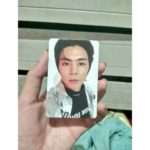 OFFICIAL PHOTOPACK MD NCIT PHOTOCARD PC JOHNNY