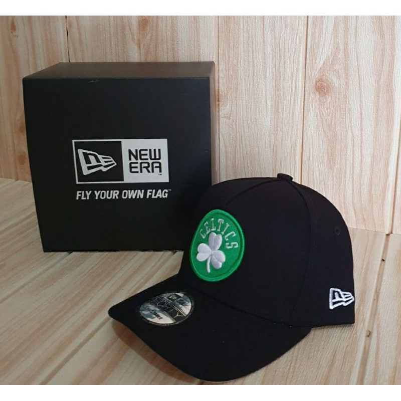 TOPI NBA CELTICS BOSTON