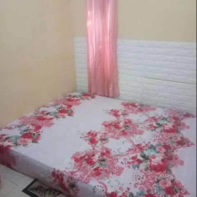 Sprei katun bunga merah + pink