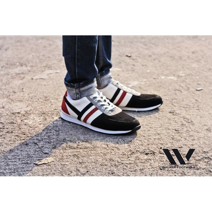 Sepatu Pria Sneakers Kasual walkers OutdoorsMen Sepatu Kasual Kulit Buatan G-119