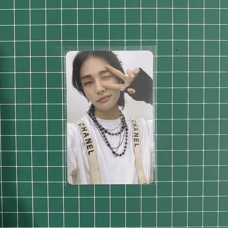 HYUNJIN NOEASY PHOTOCARD CHANEL PC