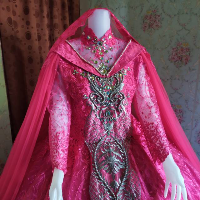 Gaun mewah tile bordir mutiara