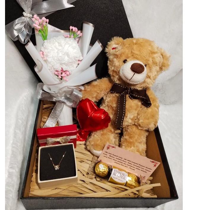 

SIP ✔ Kado Ultah / Kado Ulang Tahun / Kado Anniversary/ Hampers Bunga Boneka /Hadiah Ultah/ Hadiah W