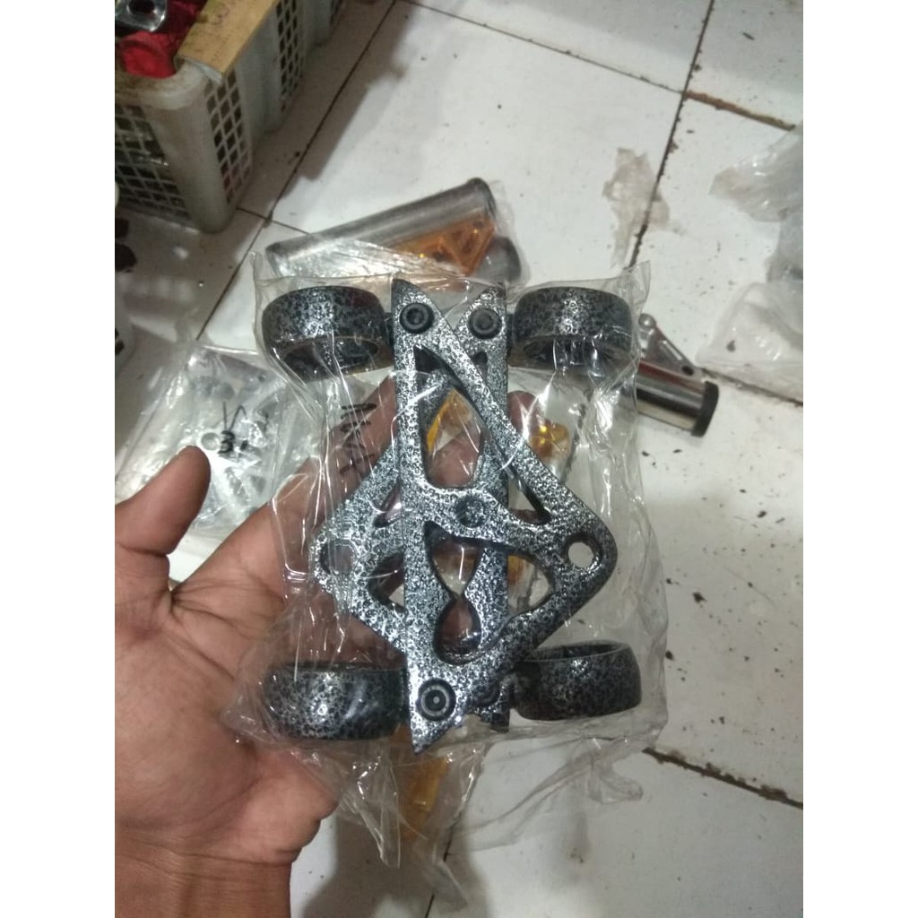 Pangkon Lampu pesek cb